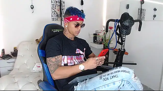 Leonard Price online show from March 12, 1:36 am