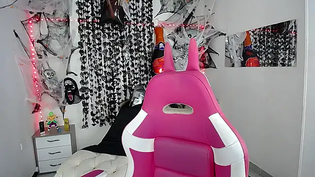 Leonard Price online show from October 16, 1:28 am