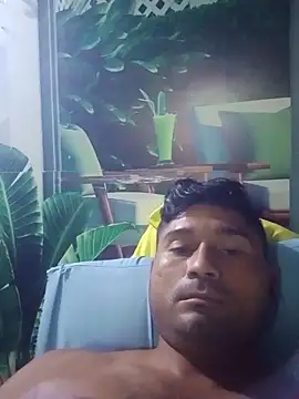 Snapshot of Diogo100 chatting on November 1, 3:52 am Diogo100 online show from November 1, 3:52 am