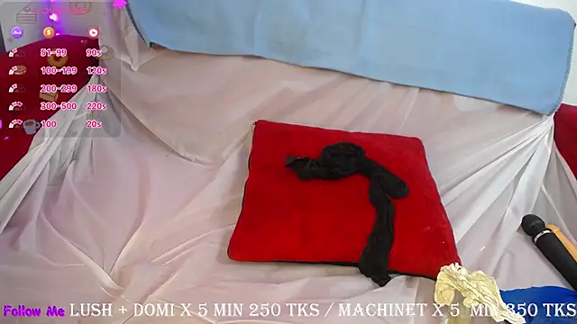 Snapshot of ricura_mily chatting on March 14, 11:12 am ricura mily online show from March 14, 11:12 am