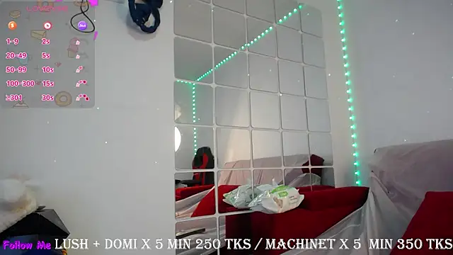 Snapshot of ricura_mily chatting on March 19, 5:30 am ricura mily online show from March 19, 5:30 am