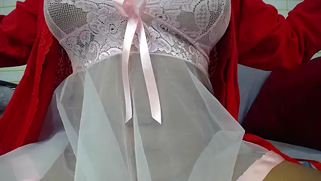 Snapshot of ricura_mily chatting on October 23, 4:56 am ricura mily online show from October 23, 4:56 am