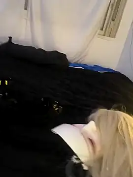 Deepsylove online show from September 20, 8:32 pm