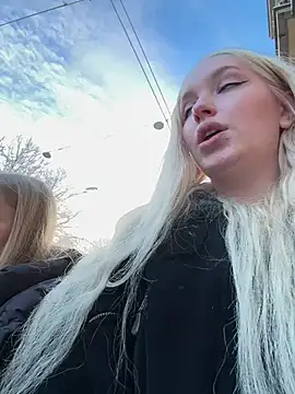 mur girl online show from January 4, 9:21 am