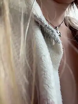 mur girl online show from September 14, 11:09 am