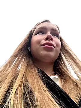 mur girl online show from October 4, 9:18 am