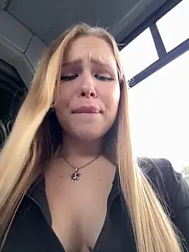 mur girl online show from October 9, 12:36 pm