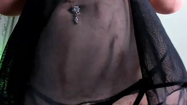 Naia x online show from March 8, 11:28 pm