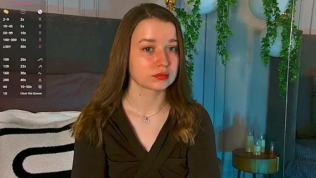 MichelleHaynes online show from February 24, 2:48 pm