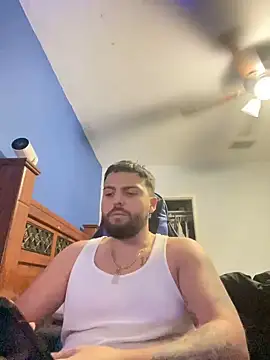 Snapshot of MasterKvn chatting on December 24, 10:33 am MasterKvn online show from December 24, 10:33 am