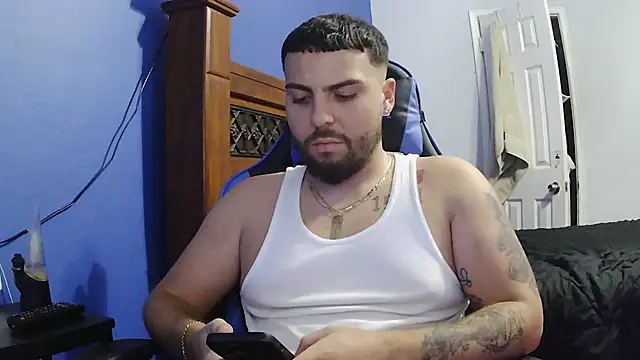 Snapshot of MasterKvn chatting on January 31, 5:09 am MasterKvn online show from January 31, 5:09 am