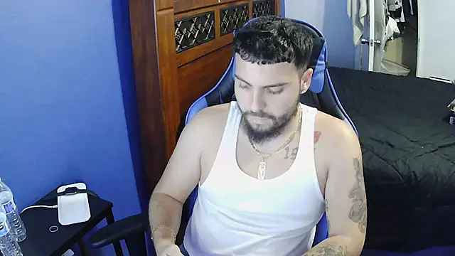 Snapshot of MasterKvn chatting on March 14, 3:15 am MasterKvn online show from March 14, 3:15 am