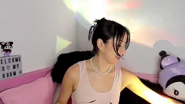 gabyye capprins online show from February 10, 1:24 am