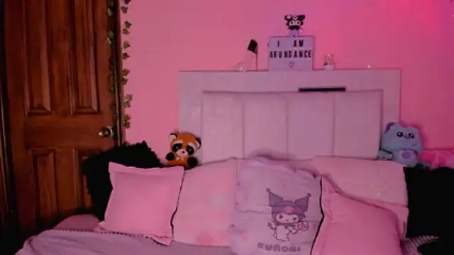 gabyye capprins online show from November 8, 12:22 am