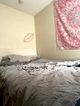 Snapshot of Jayhoney25 chatting on October 2, 6:04 pm Jayhoney25 online show from October 2, 6:04 pm