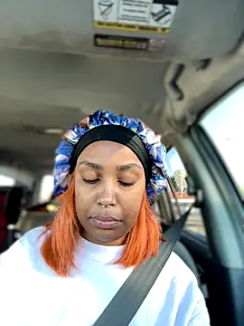 Snapshot of Jayhoney25 chatting on October 29, 3:36 pm Jayhoney25 online show from October 29, 3:36 pm