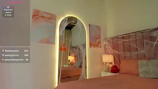 SweetGirl       online show from October 19, 11:38 pm