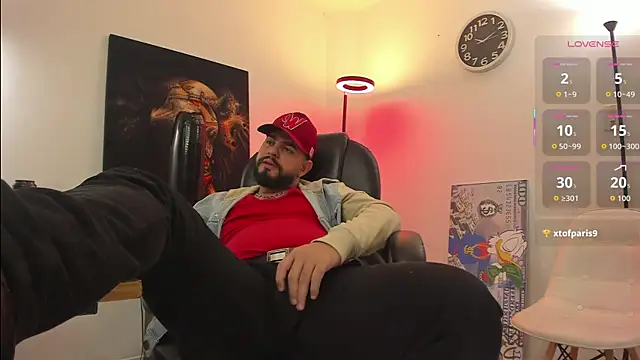 Ethan Castellano online show from November 24, 8:41 pm