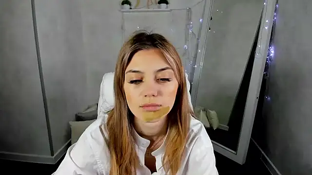 Cherry Price online show from February 17, 12:10 am