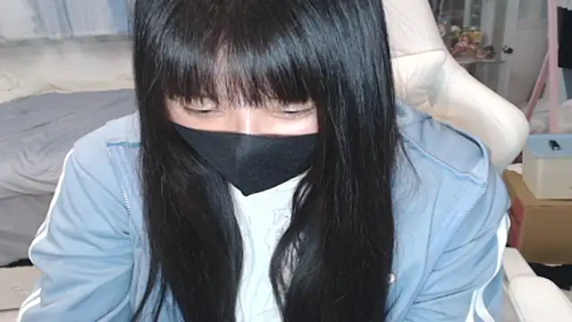 Snapshot of yua0727 chatting on September 9, 1:10 pm yua0727 online show from September 9, 1:10 pm