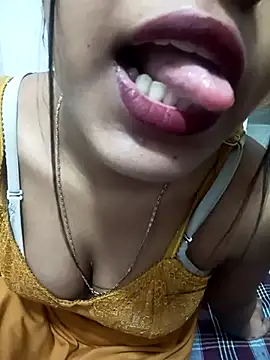 Snapshot of Sania-Love chatting on February 27, 11:41 am Sania-Love online show from February 27, 11:41 am