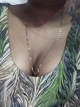 Snapshot of Sania-Love chatting on March 13, 9:05 pm Sania-Love online show from March 13, 9:05 pm