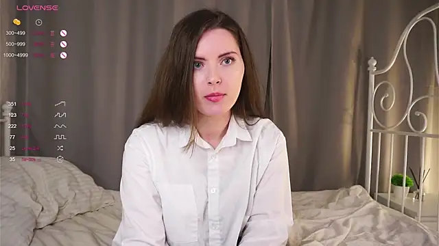 LoraDevon online show from February 10, 11:02 pm