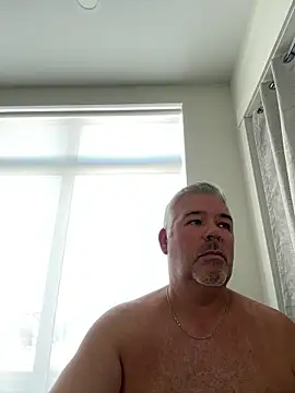 Snapshot of aarosteev2 chatting on February 11, 6:33 pm aarosteev2 online show from February 11, 6:33 pm