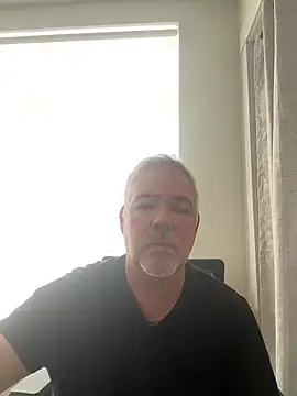 Snapshot of aarosteev2 chatting on February 19, 4:22 pm aarosteev2 online show from February 19, 4:22 pm