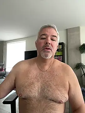 Snapshot of aarosteev2 chatting on March 10, 5:07 pm aarosteev2 online show from March 10, 5:07 pm