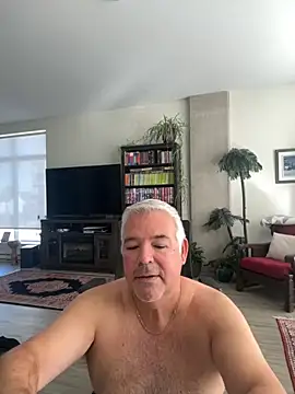 Snapshot of aarosteev2 chatting on September 22, 12:40 pm aarosteev2 online show from September 22, 12:40 pm