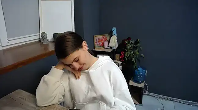 felicity gold online show from March 5, 10:22 am