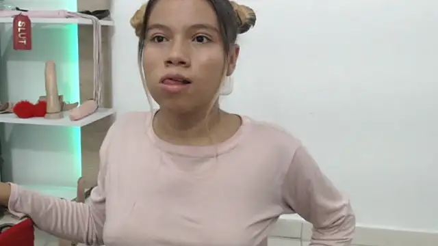 Snapshot of Naomi991 chatting on September 26, 9:30 pm Naomi991 online show from September 26, 9:30 pm