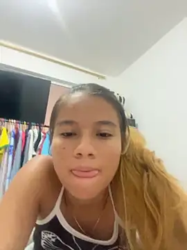 Snapshot of Naomi991 chatting on October 20, 6:08 pm Naomi991 online show from October 20, 6:08 pm