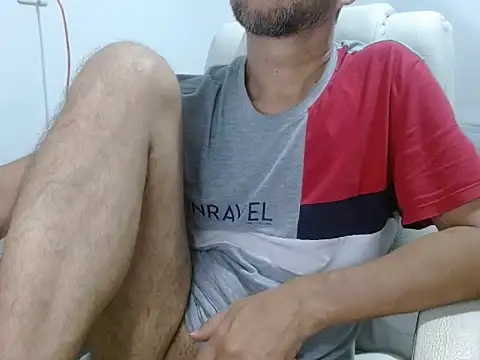 Snapshot of goten-770 chatting on September 26, 8:35 pm goten-770 online show from September 26, 8:35 pm