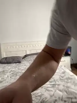 Snapshot of DonorDi chatting on January 28, 8:14 am DonorDi online show from January 28, 8:14 am