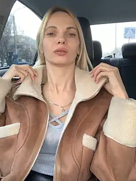 Snapshot of DonorDi chatting on February 21, 12:17 pm DonorDi online show from February 21, 12:17 pm