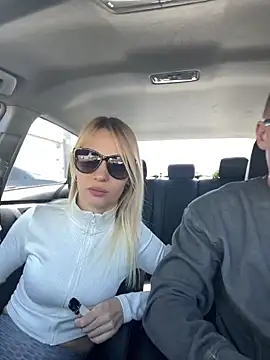 Snapshot of DonorDi chatting on March 22, 11:53 am DonorDi online show from March 22, 11:53 am