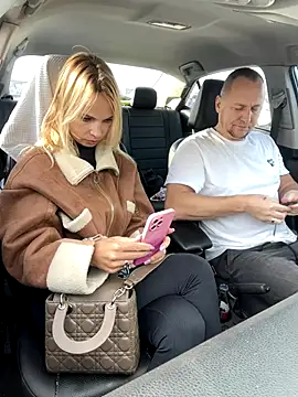 Snapshot of DonorDi chatting on December 15, 11:58 am DonorDi online show from December 15, 11:58 am