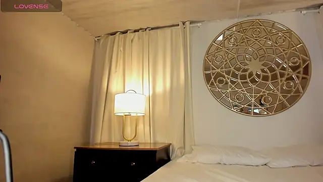 Belliinda 21 online show from December 14, 6:45 pm