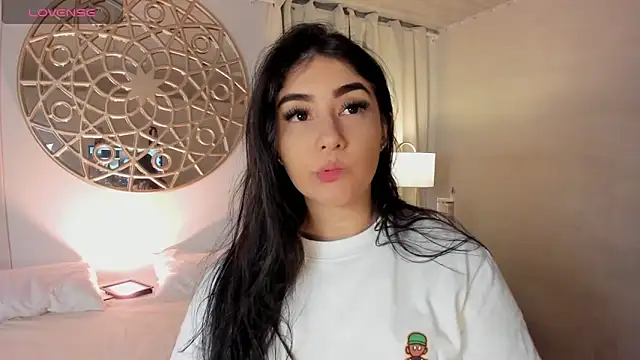 Belliinda 21 online show from March 28, 6:51 pm