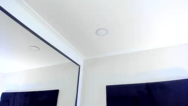 Snapshot of Loggan_donnelly chatting on February 19, 11:25 pm Loggan donnelly online show from February 19, 11:25 pm