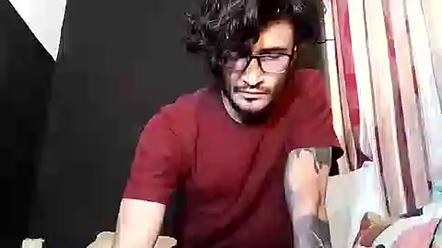 Loggan donnelly online show from November 10, 7:02 pm