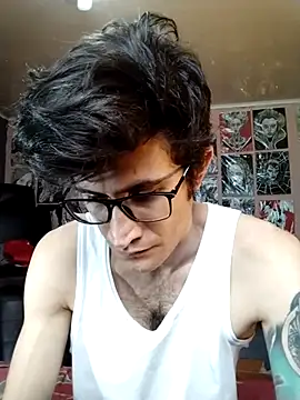 Loggan donnelly online show from March 7, 8:06 pm