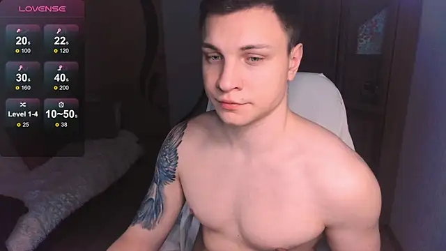 Snapshot of handsome_guy01 chatting on January 24, 9:58 pm handsome guy01 online show from January 24, 9:58 pm