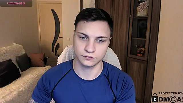 handsome guy01 online show from November 14, 6:06 pm