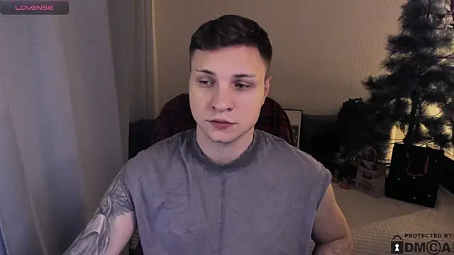 handsome guy01 online show from January 17, 12:04 am