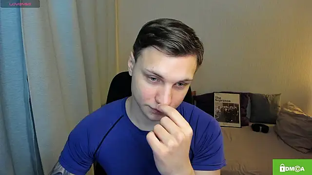 handsome guy01 online show from February 18, 12:17 am