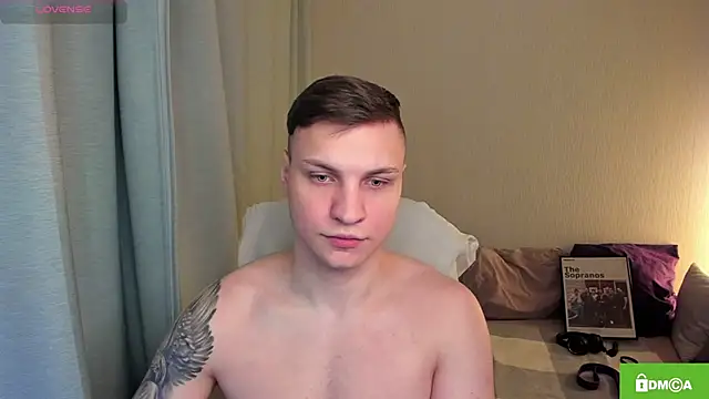 handsome guy01 online show from April 19, 6:10 pm