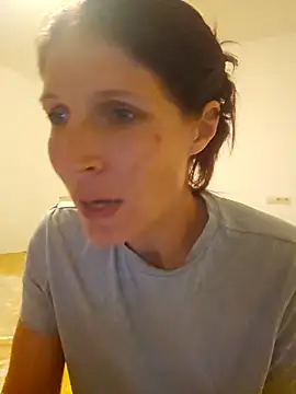 Lenchen  online show from April 17, 7:28 pm